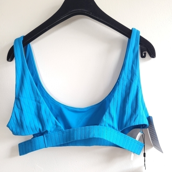 Bond Eye Heatwave Rib Crop Omo Blue Bikini Top NWT Size Medium - Picture 7 of 10